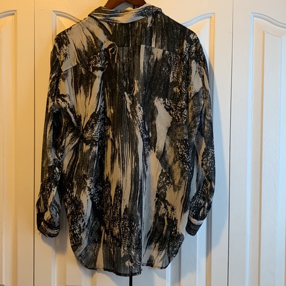 DEX Blouses - Picture 6 of 11